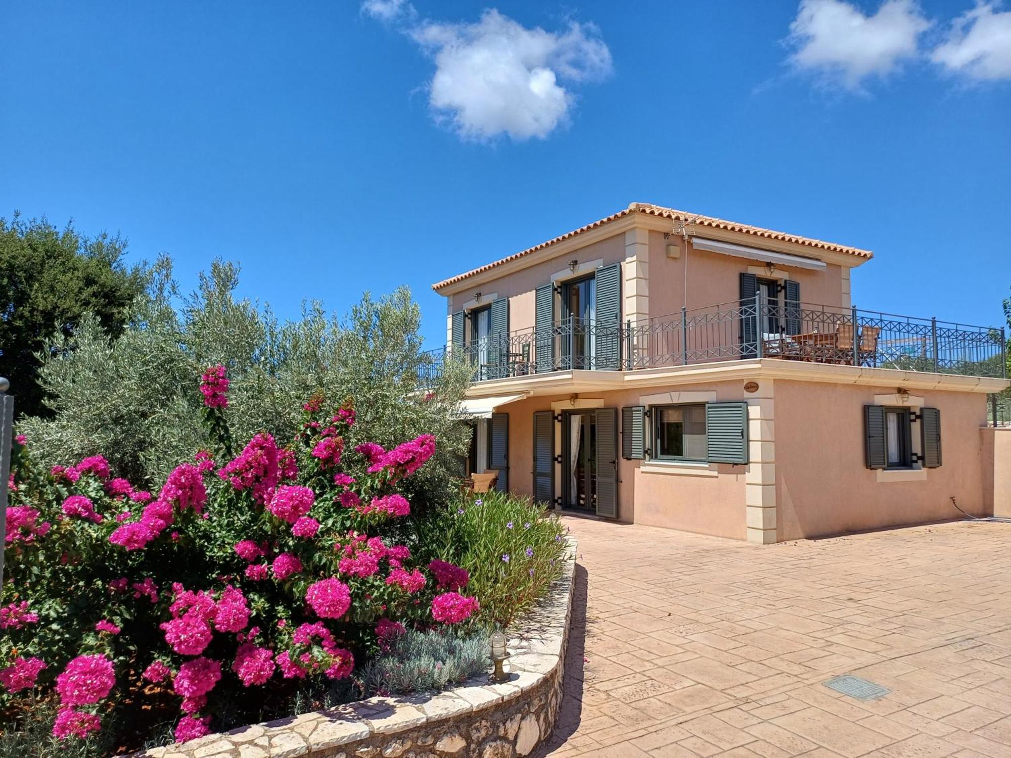 Korallis Villas Karavados ภายนอก รูปภาพ